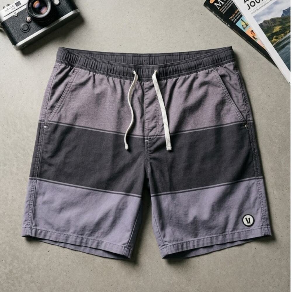 Vuori Men's Colorblock Boardshorts Swim Trunks Gray Blue Athletic Surf